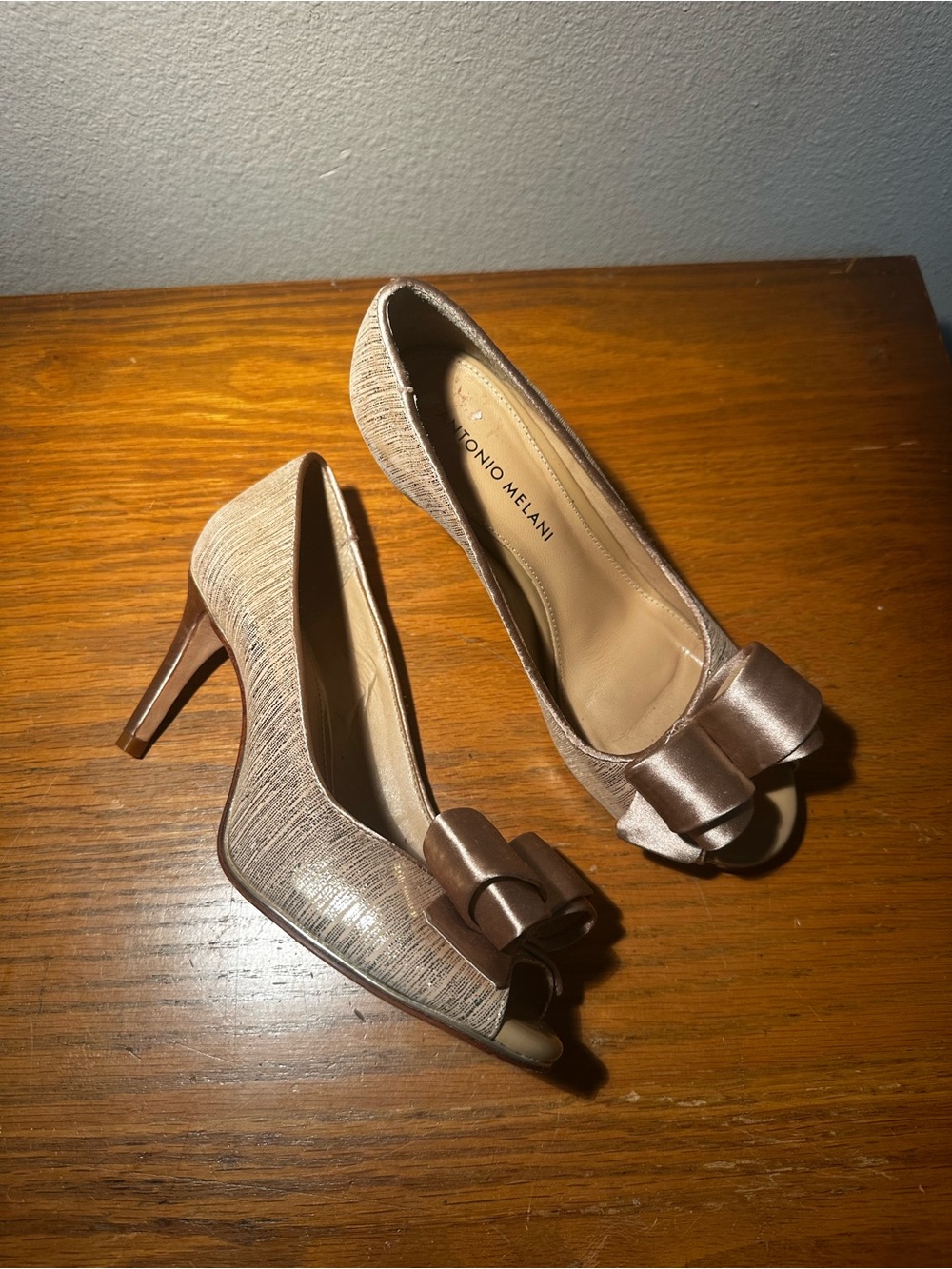 Antonio Melani Gold satin wrapped heels 
sz 6 1/2M